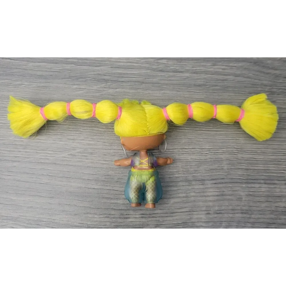 MGA L.O.L. Surprise! Remix Hair Flip Series Doll Nae Nae Yellow Hair